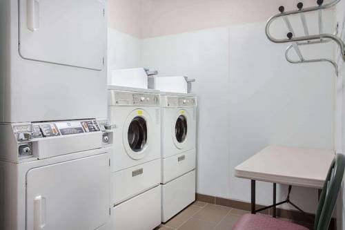 Microtel Inn & Suites By Wyndham Leesburg/Mt Dora