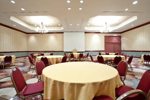 Candlewood Suites Lynchburg Grand Estate