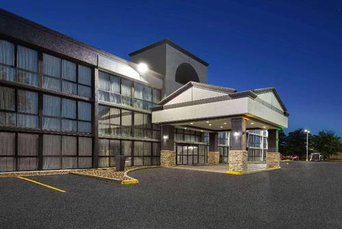 Wingate by Wyndham Kansas Cit