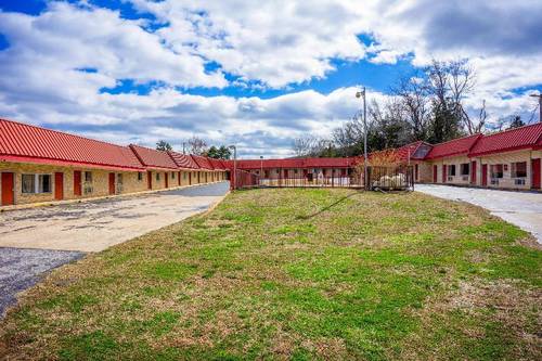 Ozark Junction Mountain View by OYO