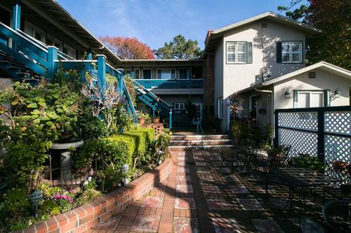Carmel Wayfarer Inn