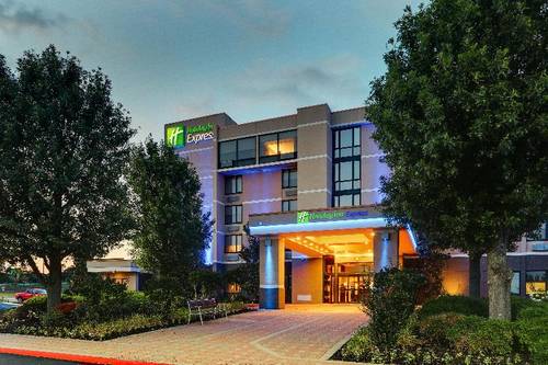 Holiday Inn Express Aberdeen - Chesapeake House