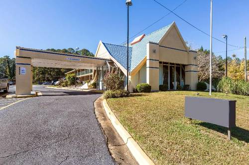 Super 8 by Wyndham Macon GA
