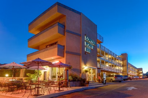 Lovers Point Inn