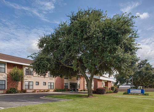 Federal City Inn and Suites
