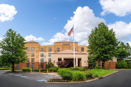 Staybridge Suites Memphis - Poplar Avenue East