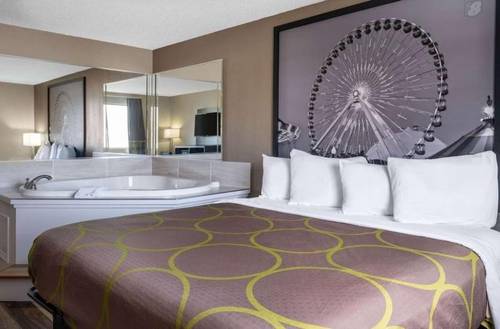 Super 8 by Wyndham Merrillville/Gary Area