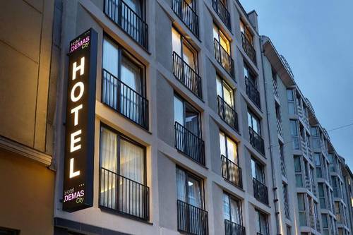 Hotel Demas City