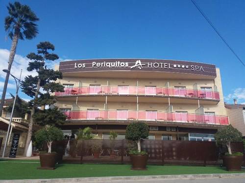 Los Periquitos