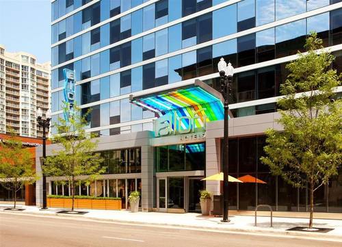 Aloft Chicago Downtown River North