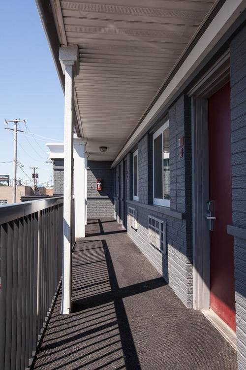Carlton Inn Midway
