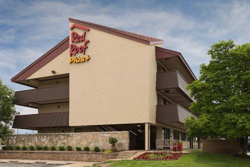 Red Roof PLUS+ Chicago - Naperville