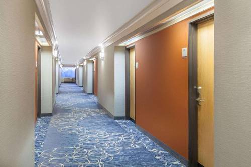 Hawthorn Suites By Wyndham Livermore Wine Country