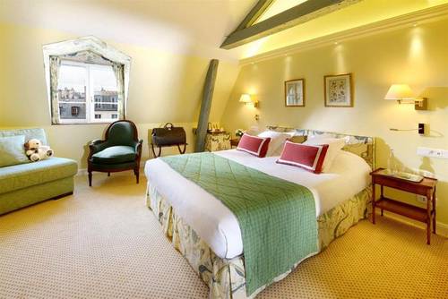 Le Relais Montmartre