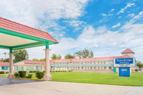 Travelodge Suites by Wyndham Phoenix Mesa
