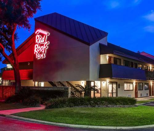 Red Roof Inn Pensacola – I-10 at Davis Highway