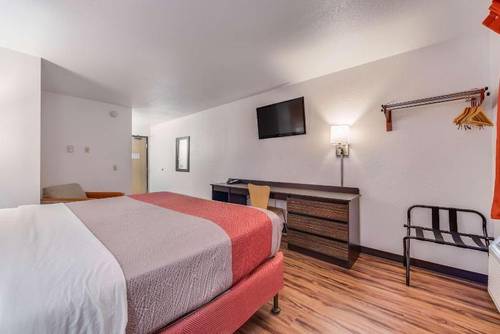 Super 8 Saint Paul