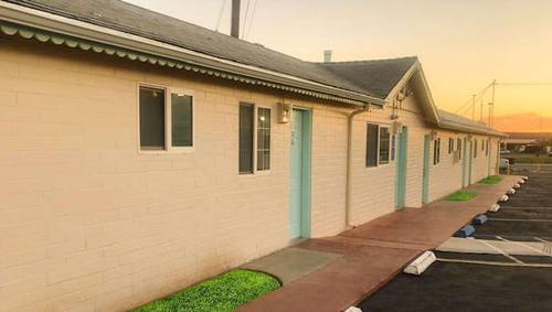 Howard Johnson by Wyndham Ridgecrest CA
