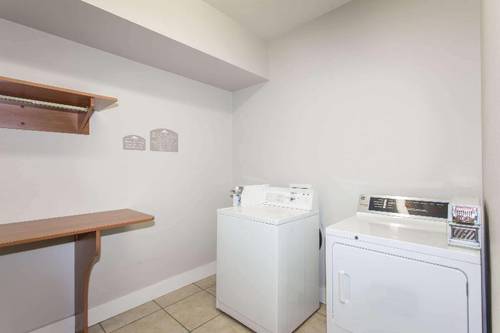 Microtel Inn & Suites By Wyndham Port Charlotte