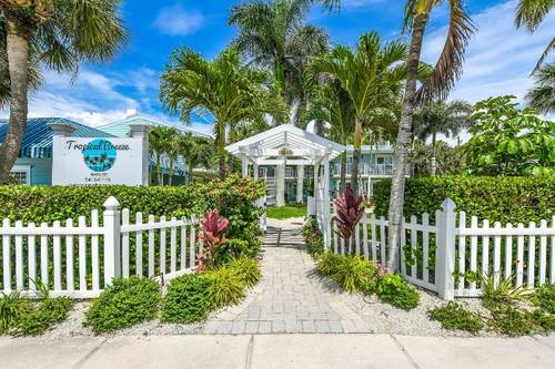 Tropical Breeze Resort