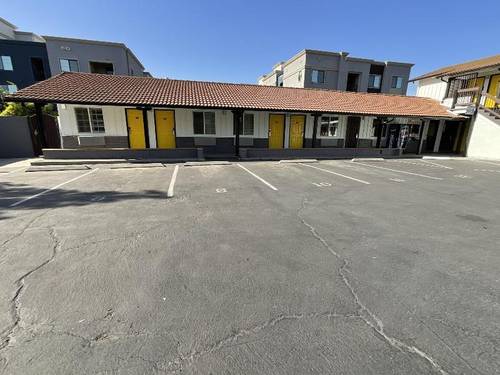 Escondido Inn