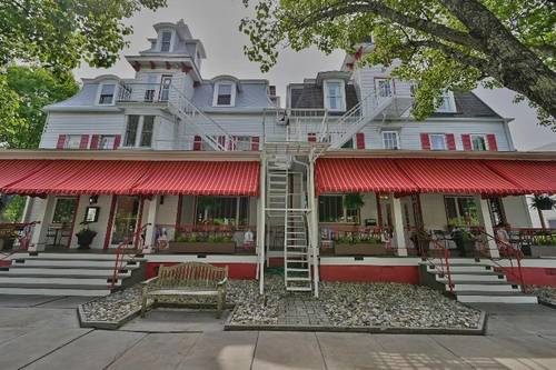 Tom Quick Inn