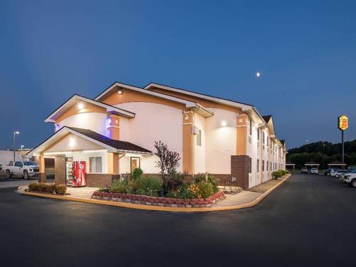 Super 8 by Wyndham Franklin