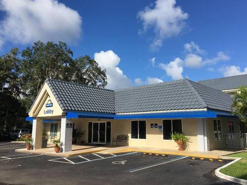 Days Inn by Wyndham Port Charlotte