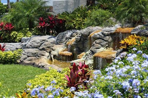 La Fiesta Ocean Inn & Suites