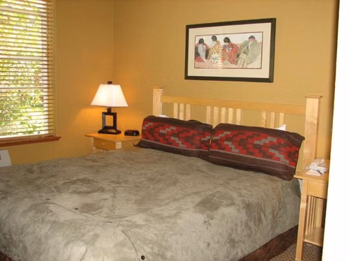 Squaw Valley Lodge