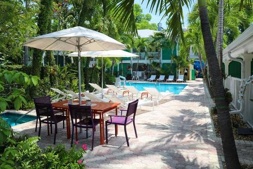 Almond Tree Inn