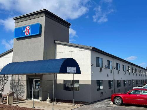 Motel 6 Green Bay Lambeau