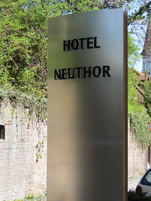 Neuthor Hotel