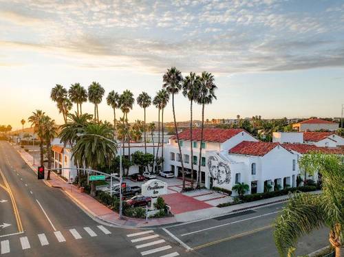 Casablanca Inn