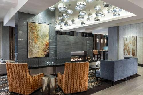 Hampton Inn & Suites Portsmouth Downtown