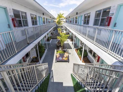 Seaside All Suites Hotel