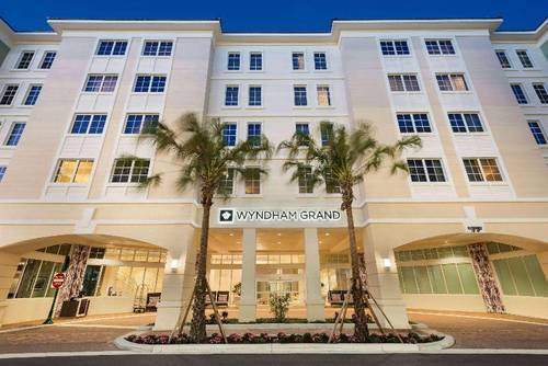 Wyndham Grand Jupiter Harbourside