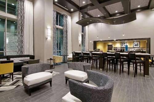Hampton Inn & Suites Bellevue Downtown-Seattle