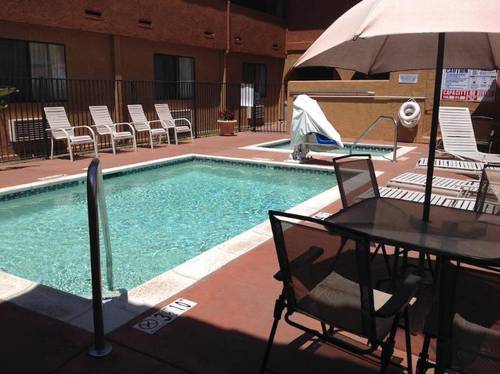 Quality Inn & Suites Oceanside Near Camp Pendleton