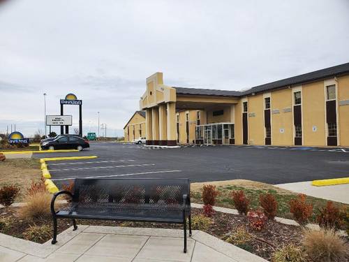 Days Inn by Wyndham Lawton