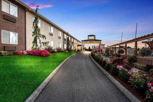 Red Lion Inn Suites Sequim