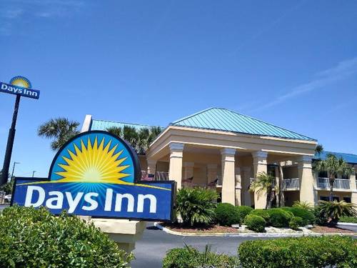 Days Inn by Wyndham Kingsland GA