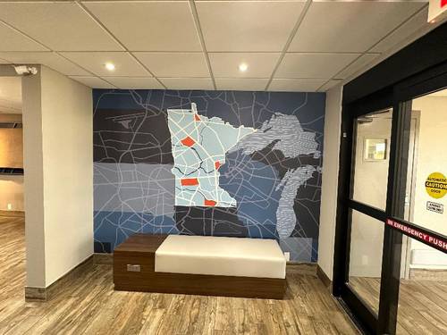 Holiday Inn Express and Suites Eden Prairie
