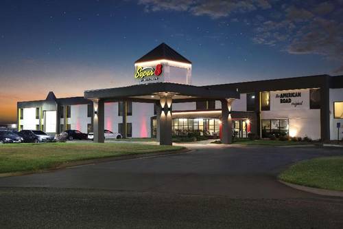 Super 8 by Wyndham Wichita South
