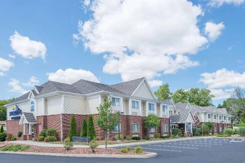 Microtel Inn & Suites By Wyndham Chili/Rochester