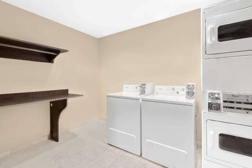 Microtel Inn & Suites By Wyndham Midland