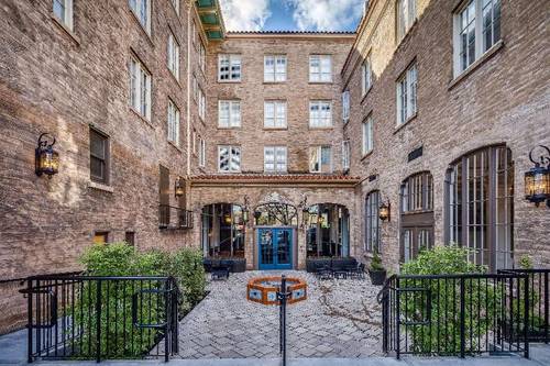 Hotel Petaluma, Tapestry Collection by Hilton
