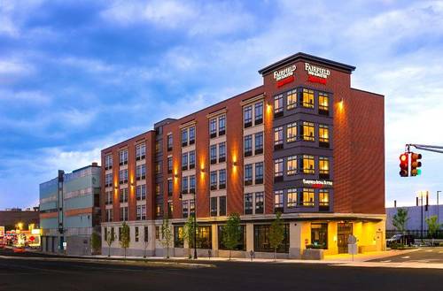 Fairfield Inn & Suites Boston Cambridge