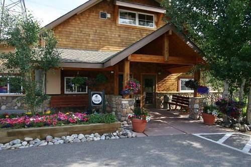 Swan Mountain Resort