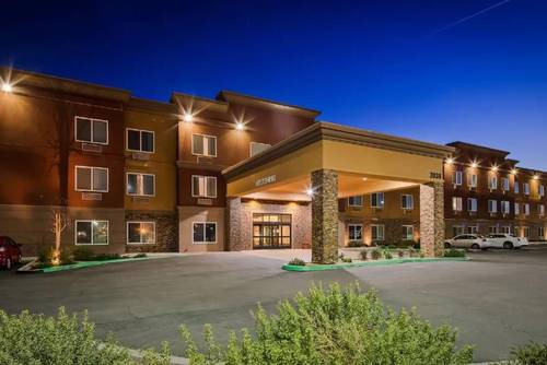 Wyndham Garden Lancaster CA